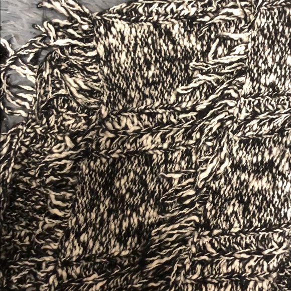 Cardigan - Picture 3 of 7